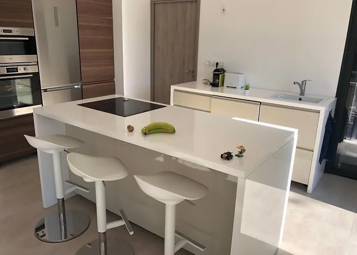 Architecte Ecume 400m Villa