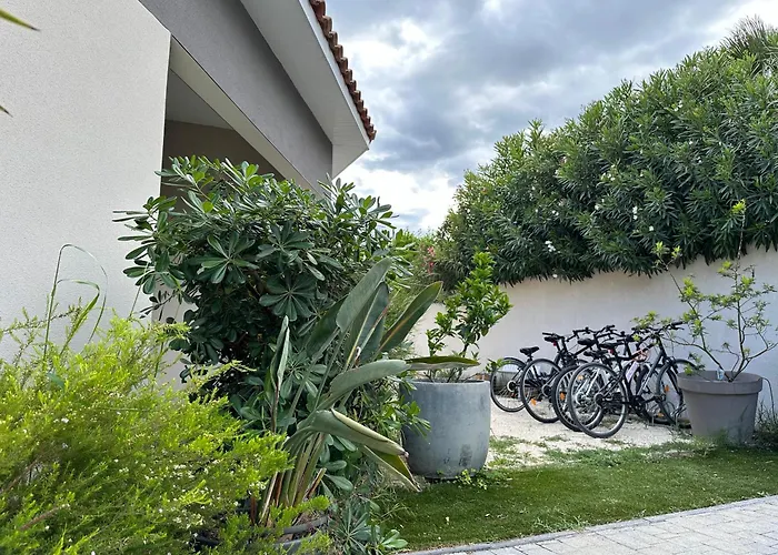 Architecte Ecume 400m Villa